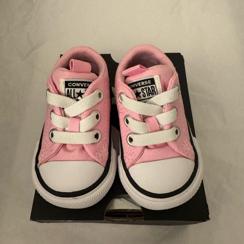 Converse Girls